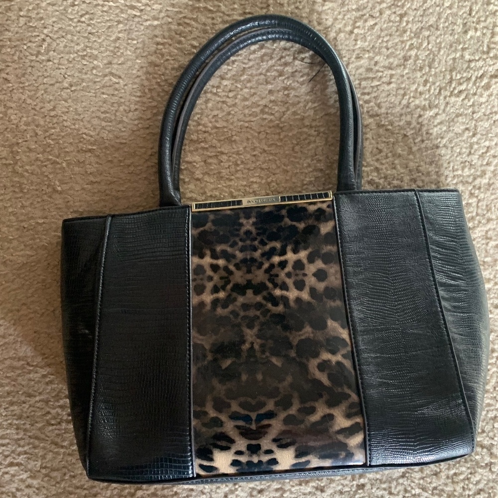 Hand bag